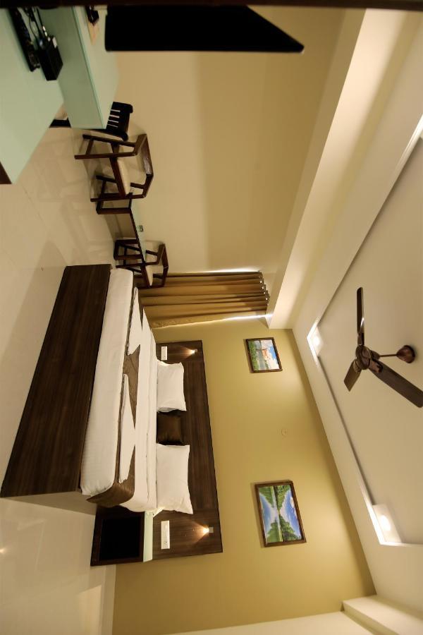 Hotel Shringar Palace Hubballi-Dharwar Zewnętrze zdjęcie